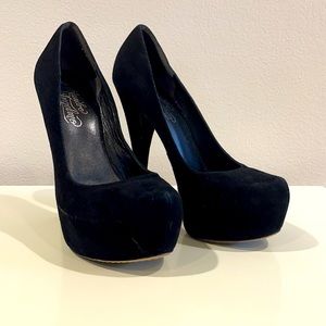 Alejandro Ingelmo platform pumps